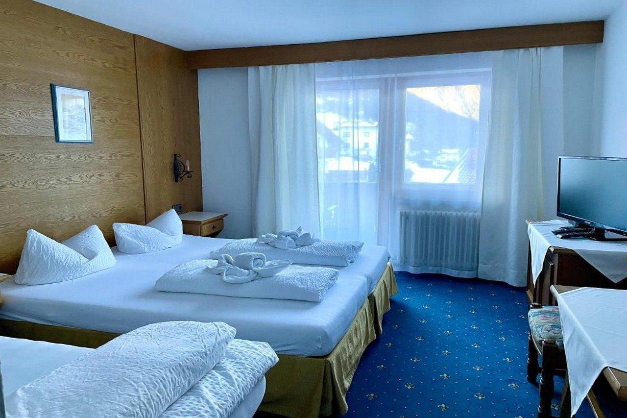 Hotel Marienhof ฟลีส ภายนอก รูปภาพ