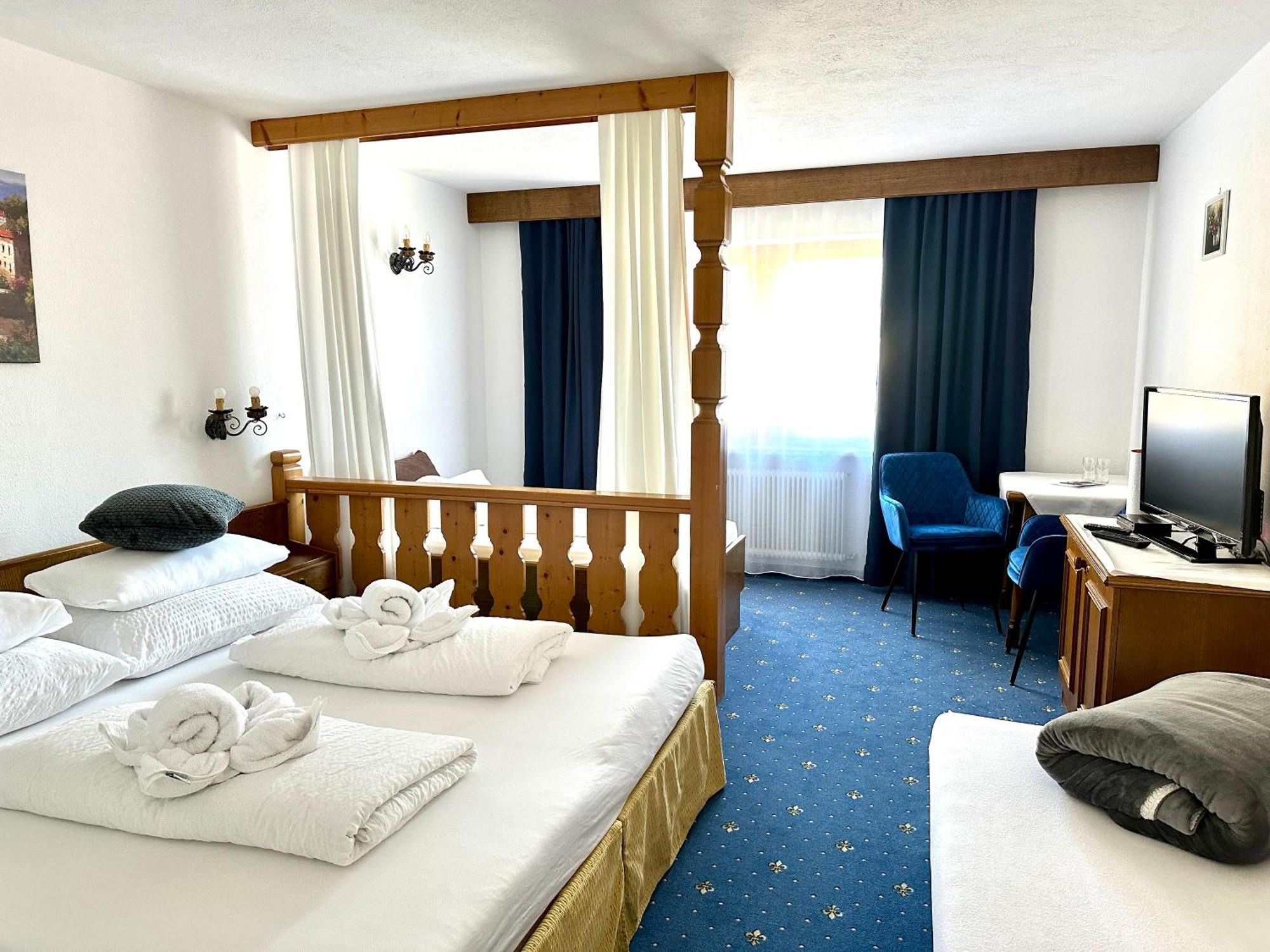 Hotel Marienhof ฟลีส ภายนอก รูปภาพ